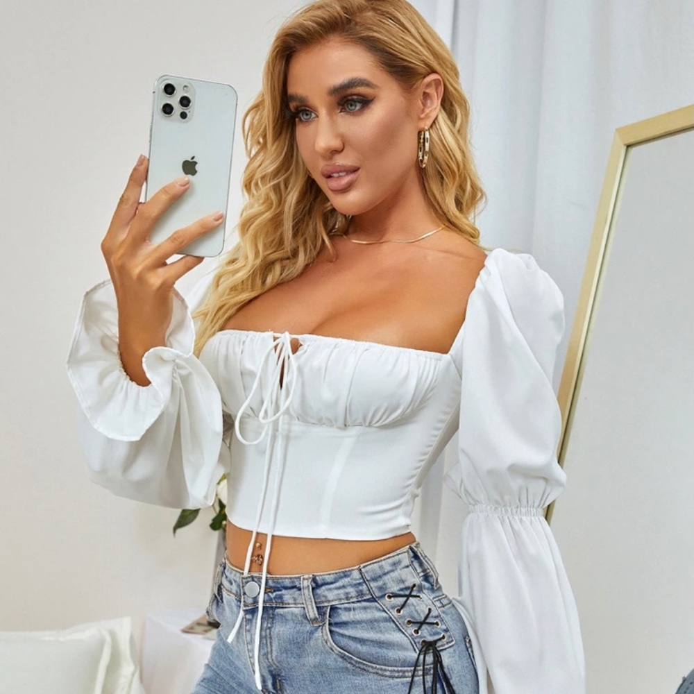 Brand new! White top